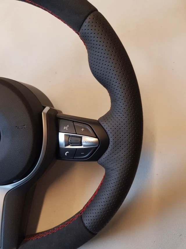 Steering wheel retrim