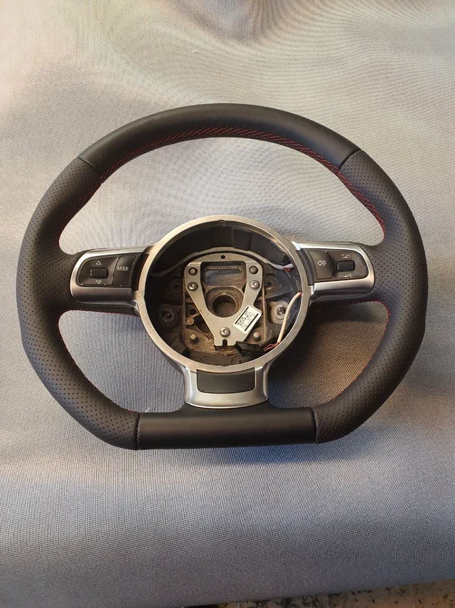 Steering wheel retrim