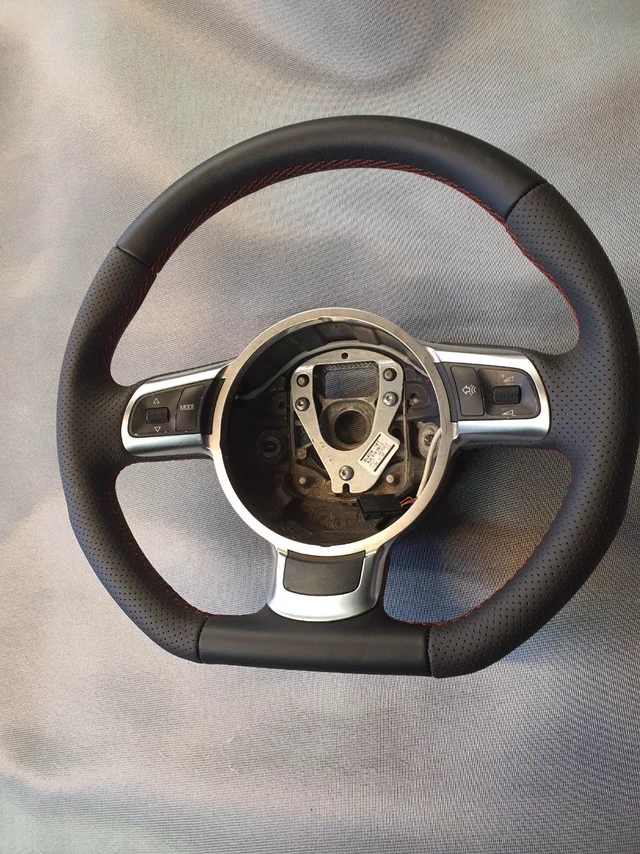 Steering wheel retrim