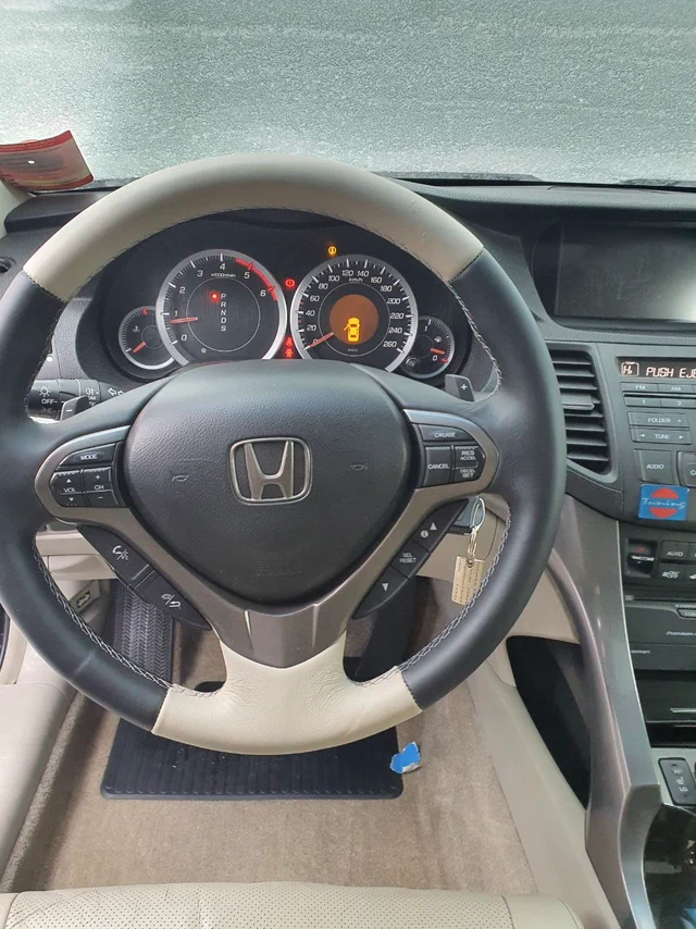 Steering wheel retrim, Honda