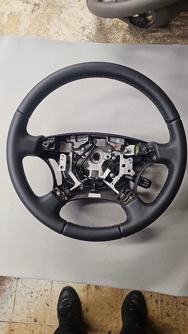 Steering wheel retrim